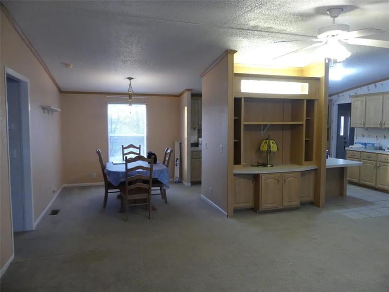 422 Hutchinson Street, Bowie TX 76230 - Photo 14