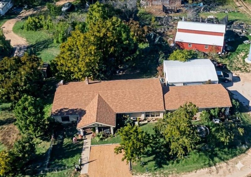 1702 Oliver Street, Weatherford TX 76086