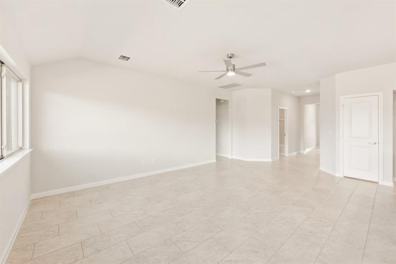 925 Kingbird Lane, Alvarado TX 76009 - Photo 8