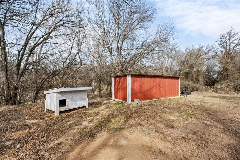 7698 Fm 920, Poolville TX 76487 - Photo 27