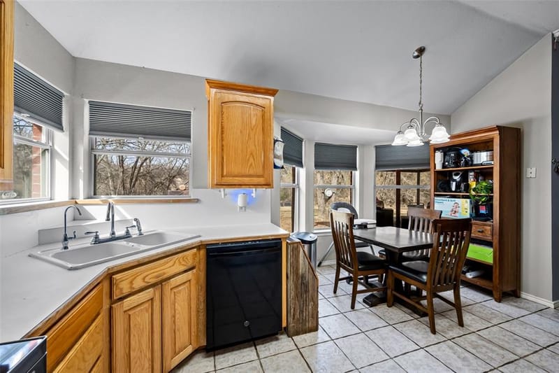 7698 Fm 920, Poolville TX 76487 - Photo 11