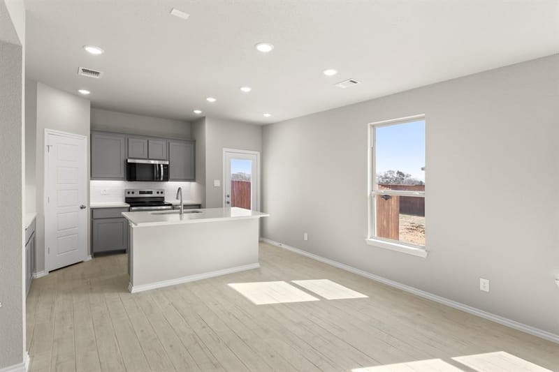 8224 Kingfisher Road, Aubrey TX 76227 - Photo 8