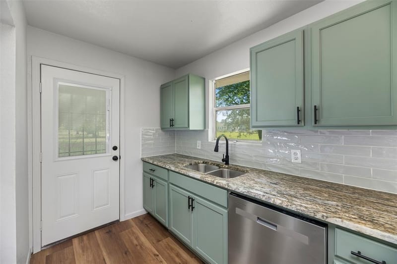 103 Ivy Street, Goodlow TX 75144 - Photo 15