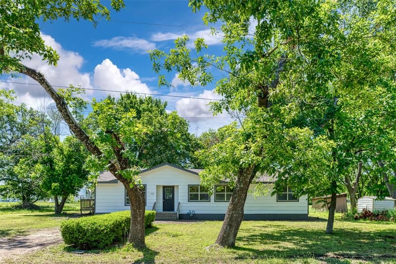 103 Ivy Street, Goodlow TX 75144 - Photo 4
