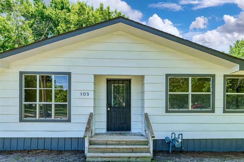 103 Ivy Street, Goodlow TX 75144 - Photo 8