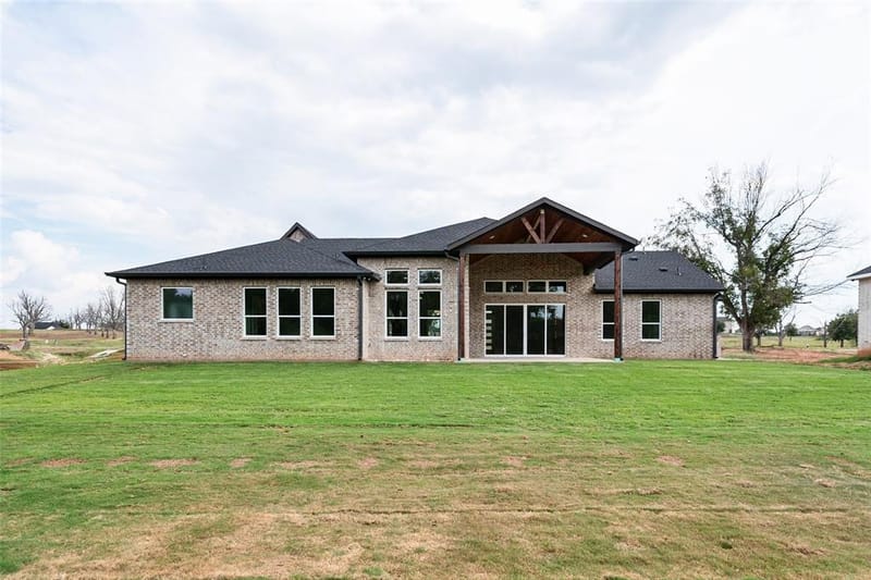2300 Candlestick Drive, Granbury TX 76049 - Photo 33