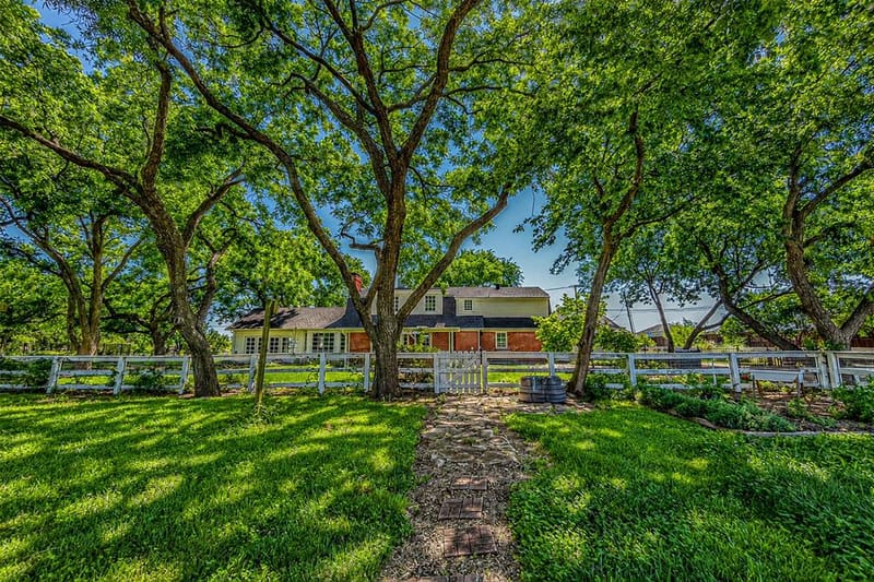 9310 Merritt Road, Rowlett TX 75089 - Photo 9