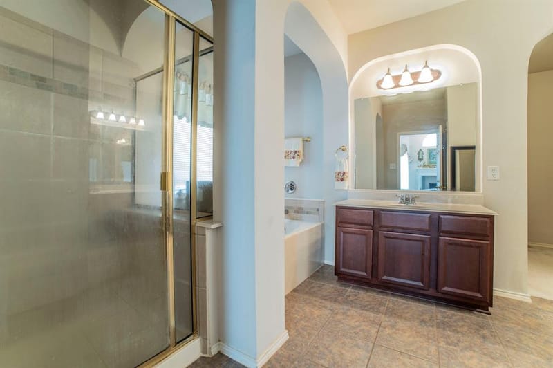 2335 Shackleford Trail, Grand Prairie TX 75052 - Photo 35