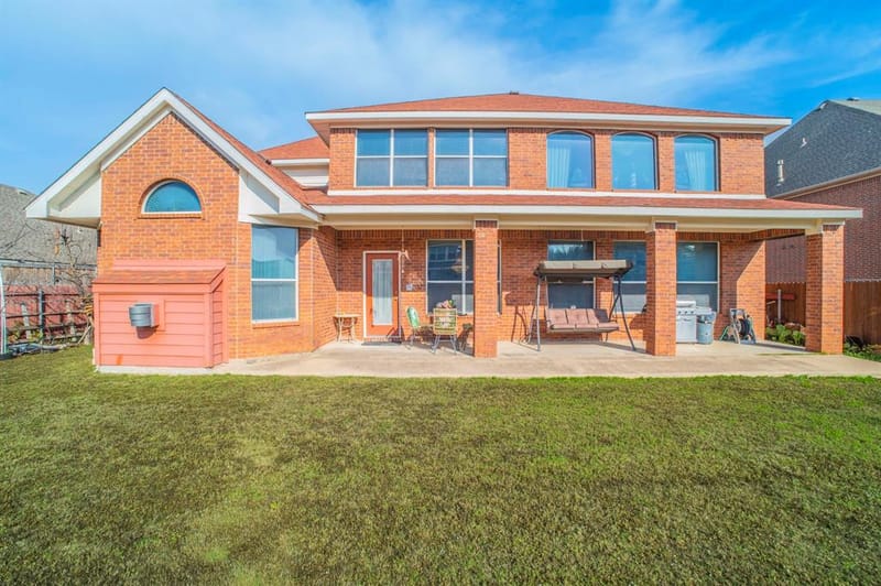 2335 Shackleford Trail, Grand Prairie TX 75052 - Photo 4