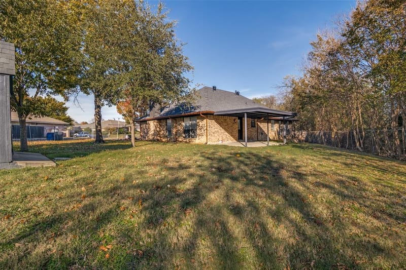 1502 Knob Hill Drive, Garland TX 75043 - Photo 12