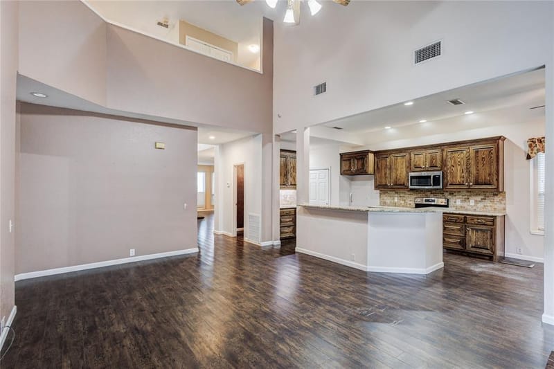 1036 Cottonbelt Drive, Saginaw TX 76131 - Photo 6