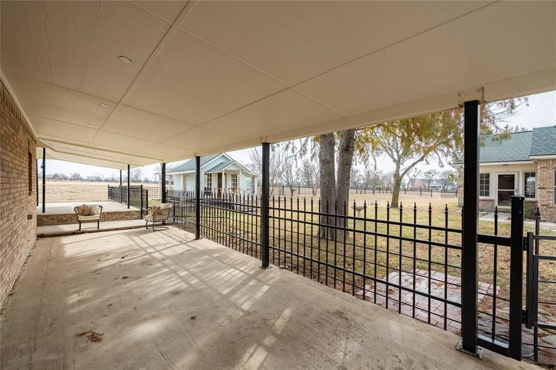 364 Parker Road, Van Alstyne TX 75495 - Photo 34