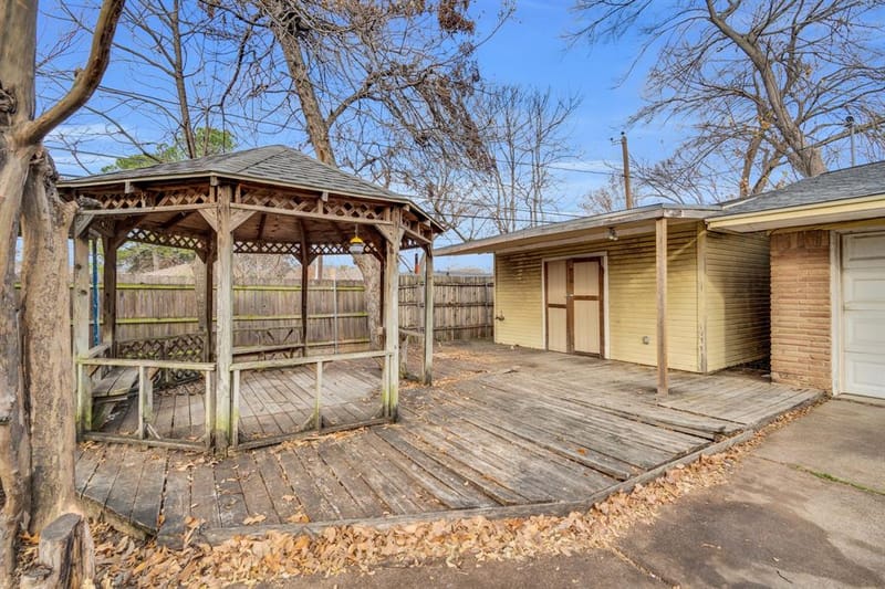 1320 Apache Street, Arlington TX 76012 - Photo 27