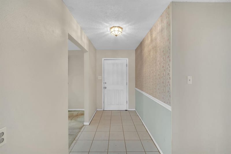 1320 Apache Street, Arlington TX 76012 - Photo 6
