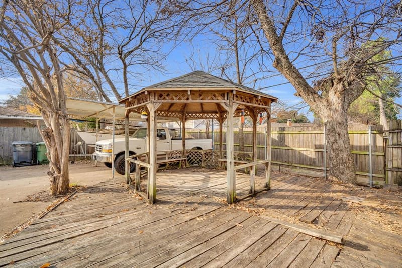 1320 Apache Street, Arlington TX 76012 - Photo 26