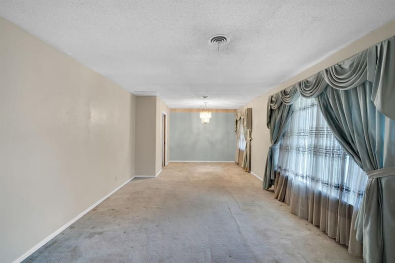 1320 Apache Street, Arlington TX 76012 - Photo 7
