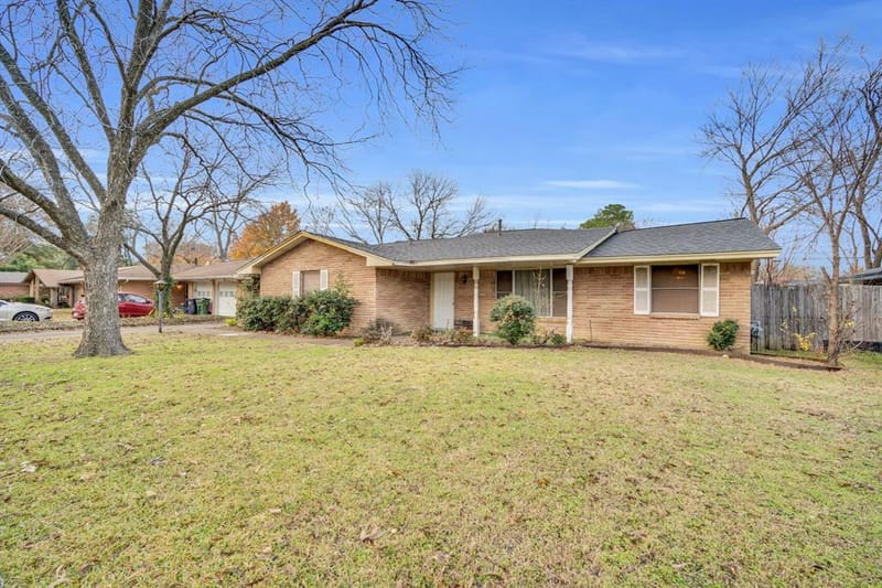 1320 Apache Street, Arlington TX 76012 - Photo 5