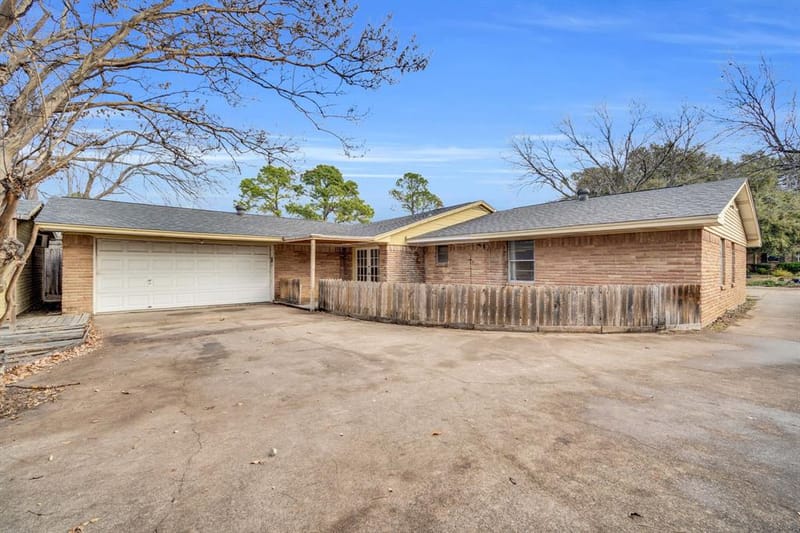 1320 Apache Street, Arlington TX 76012 - Photo 24