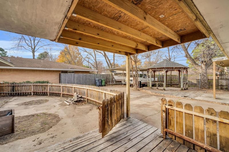 1320 Apache Street, Arlington TX 76012 - Photo 25
