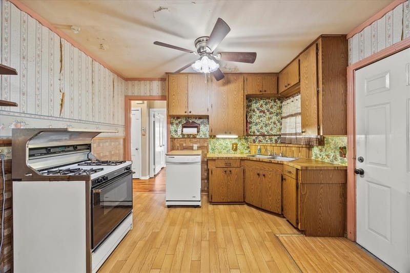 302 S Clark Street, Rockwall TX 75087 - Photo 6