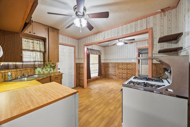 302 S Clark Street, Rockwall TX 75087 - Photo 5