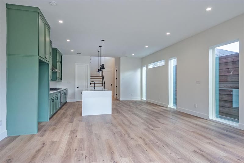 519 Mount Auburn Avenue, Dallas TX 75223 - Photo 11