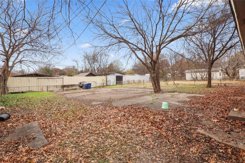725 Emberwood Drive, Dallas TX 75232 - Photo 7