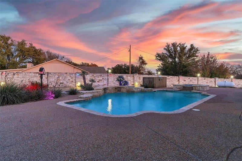 2801 Weylene Paseo, Granbury TX 76049 - Photo 27