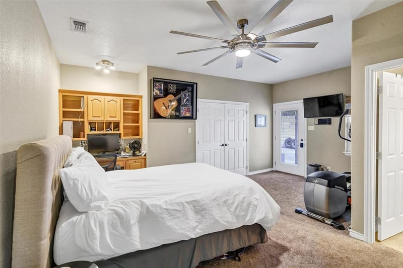 2801 Weylene Paseo, Granbury TX 76049 - Photo 22