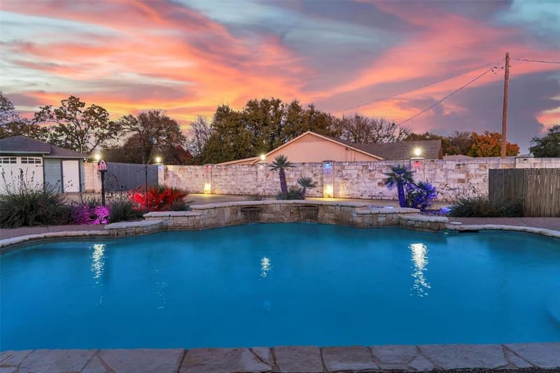 2801 Weylene Paseo, Granbury TX 76049 - Photo 3