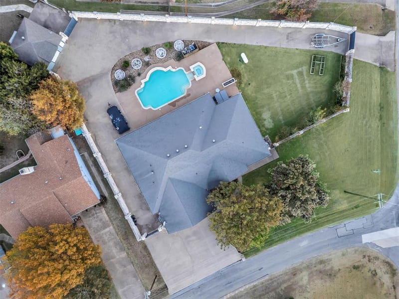 2801 Weylene Paseo, Granbury TX 76049 - Photo 40