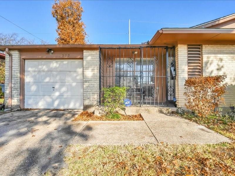509 Bluewood Drive, Dallas TX 75232 - Photo 2