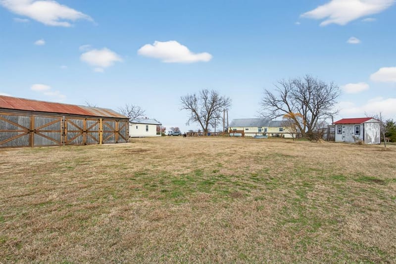 2074 W Fm 922, Valley View TX 76272 - Photo 29