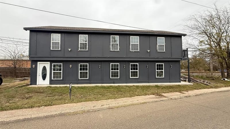 401 Hinnant Street, Sulphur Springs TX 75482