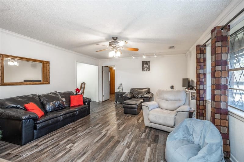 300 Thompson Street, Pottsboro TX 75076 - Photo 7