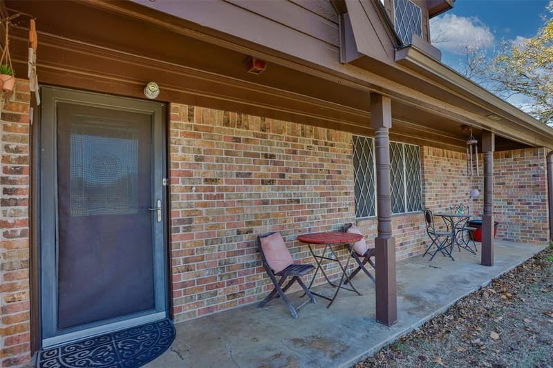 300 Thompson Street, Pottsboro TX 75076 - Photo 3