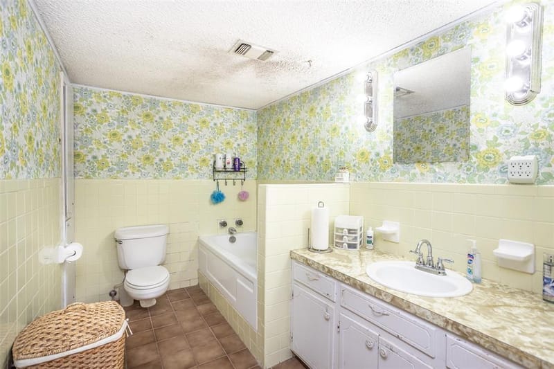 300 Thompson Street, Pottsboro TX 75076 - Photo 24