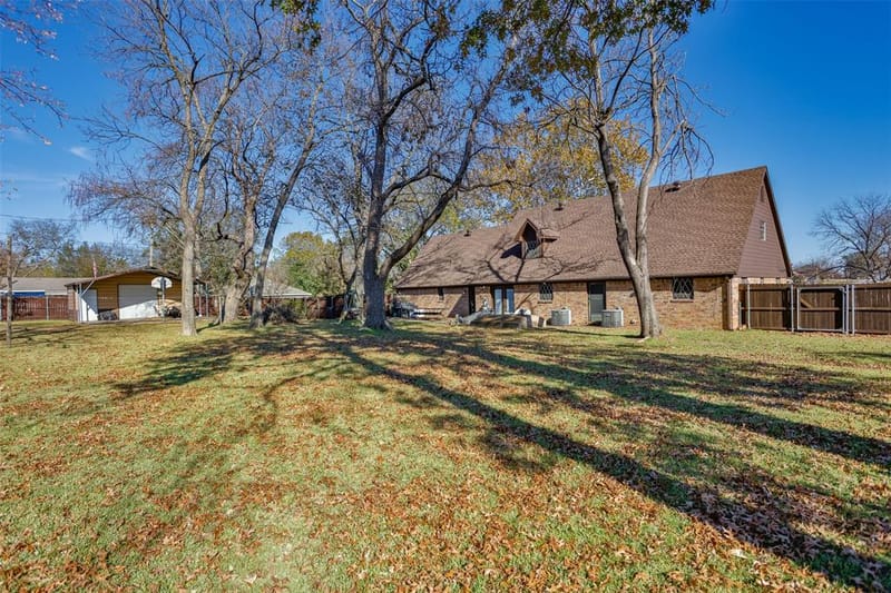 300 Thompson Street, Pottsboro TX 75076 - Photo 34