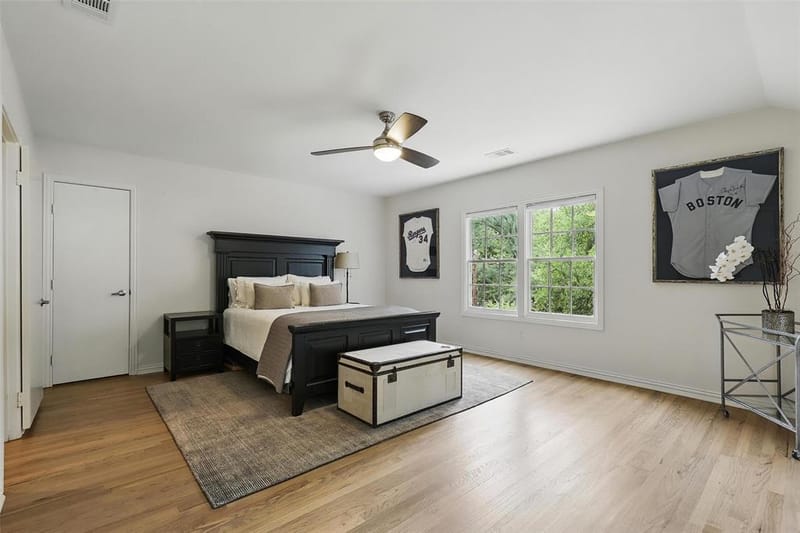208 Rockwood Park Drive, Fort Worth TX 76107 - Photo 18