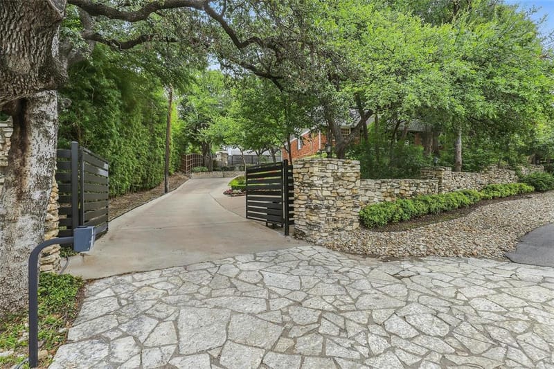 208 Rockwood Park Drive, Fort Worth TX 76107 - Photo 40