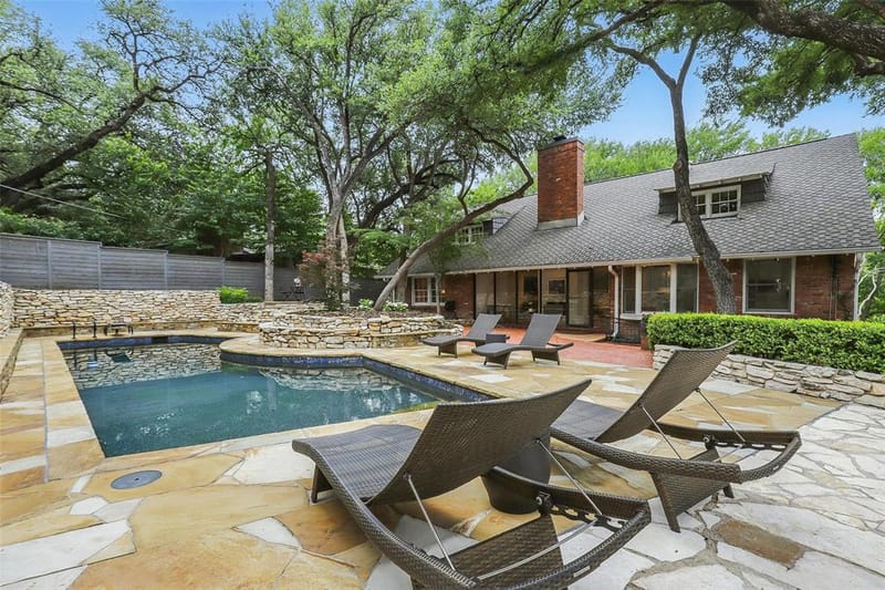 208 Rockwood Park Drive, Fort Worth TX 76107 - Photo 4