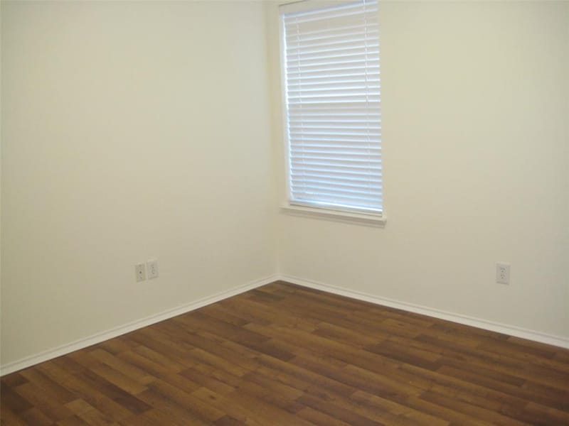 917 Cruise Street, Denton TX 76207 - Photo 9