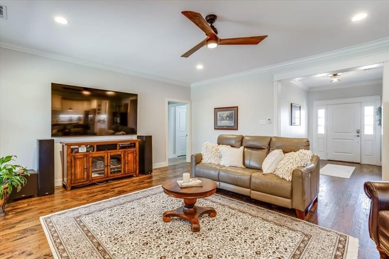 949 W Sunset Boulevard, Celina TX 75009 - Photo 5