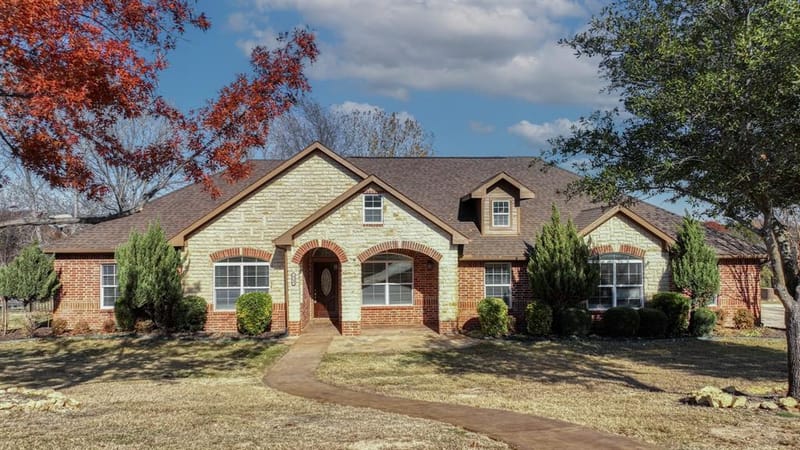 1735 Woodridge Court, Aledo TX 76008 - Photo 3