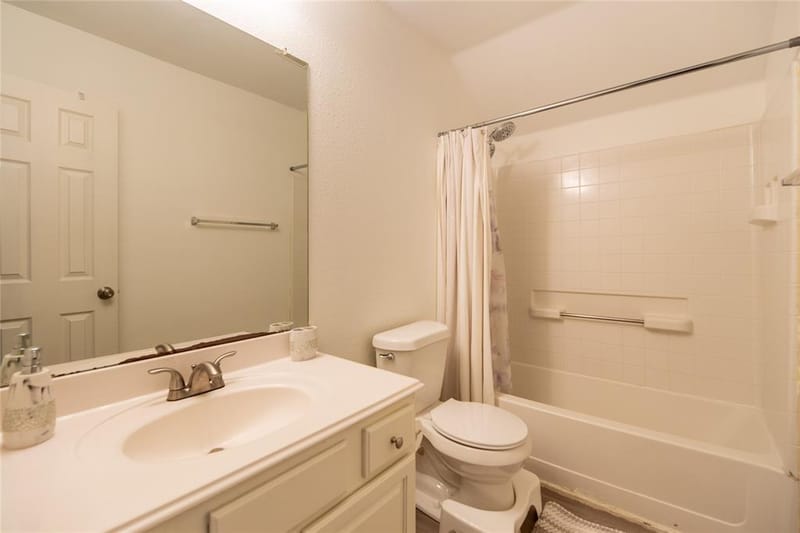 7914 Albany Drive, Rowlett TX 75089 - Photo 17