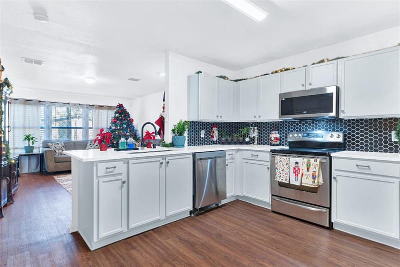 5722 Firethorn Drive, Dallas TX 75249