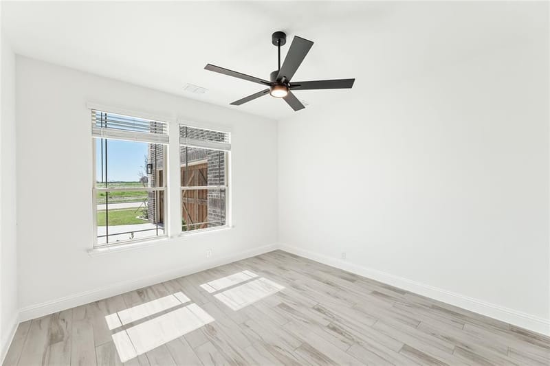 421 Birkdale Lane, Red Oak TX 75154 - Photo 6