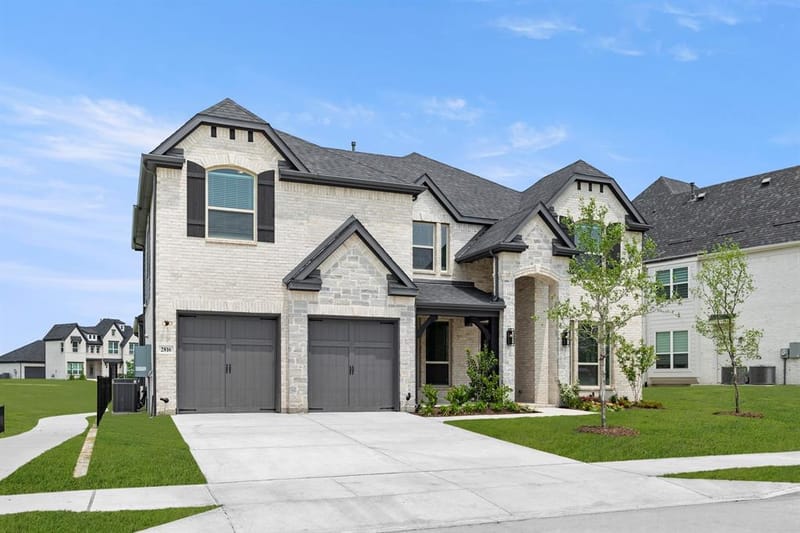 2816 SW Shadybrook Drive, Celina TX 75009 - Photo 2