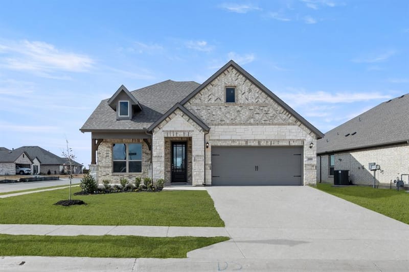 1101 Worthington Drive, Justin TX 76247