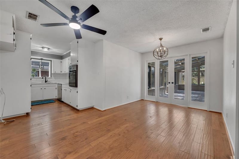 204 Juniper Street, Mansfield TX 76063 - Photo 6